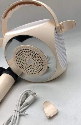 Celly PARTYMIC2WH – bezprzewodowy głośnik z dwoma mikrofonami i światłami RGB