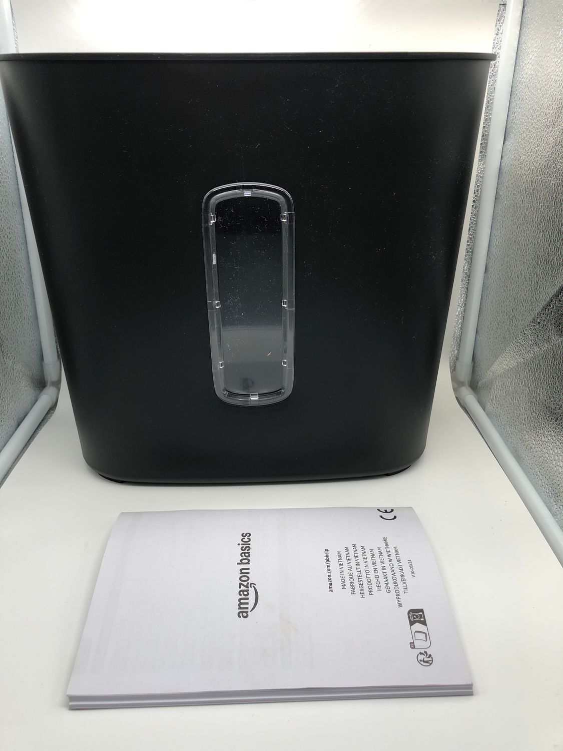 Amazon Basics Przekrój niszczarki do 8 arkuszy, papieru i kart kredytó