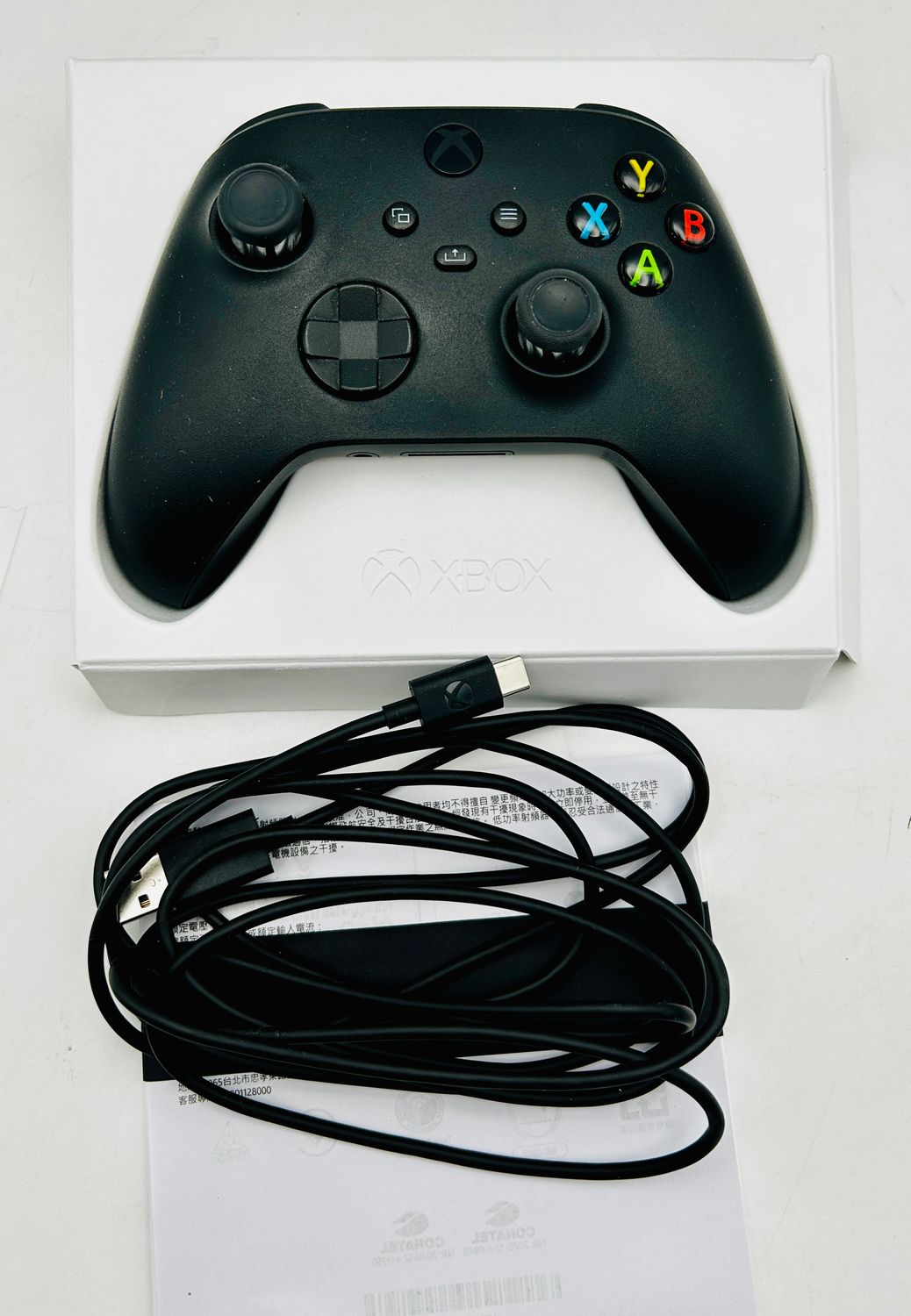 Bezprzewodowy kontroler Xbox – Carbon Black – kabel USB-C