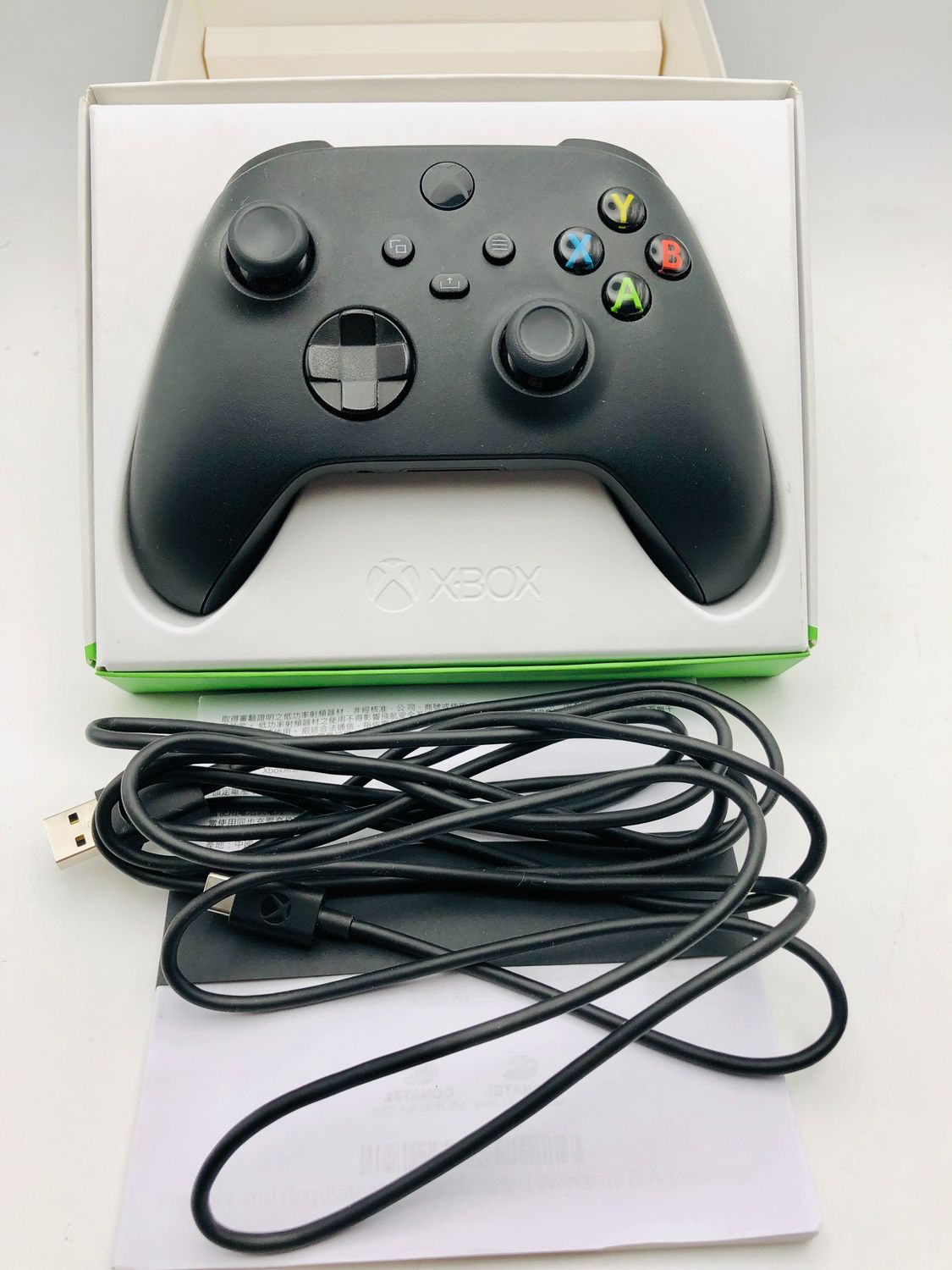 Bezprzewodowy kontroler Xbox – Carbon Black – kabel USB-C