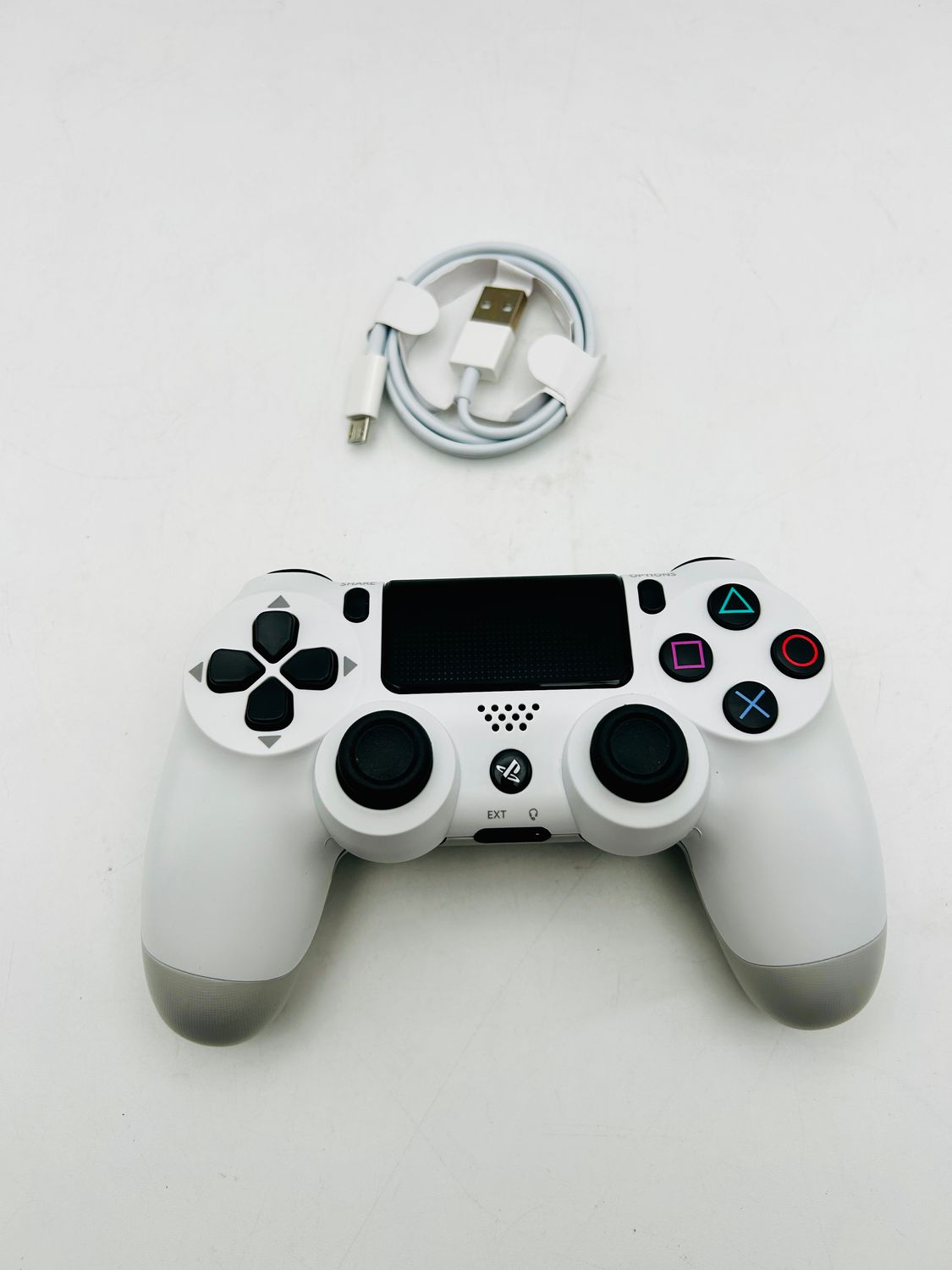 Kontroler Sony PlayStation DualShock 4 – Glacier White (Odnowiony)