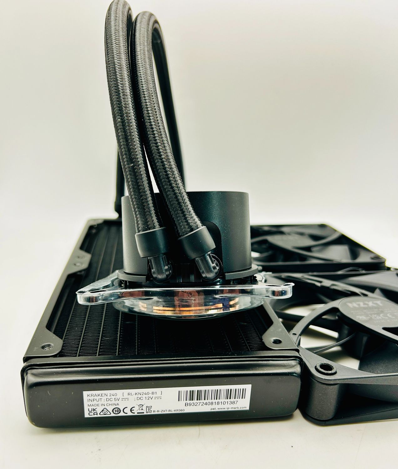 NZXT Kraken 240 RL-KN240-B1 – Chłodzenie wodne CPU AIO 240 mm uszkodzone