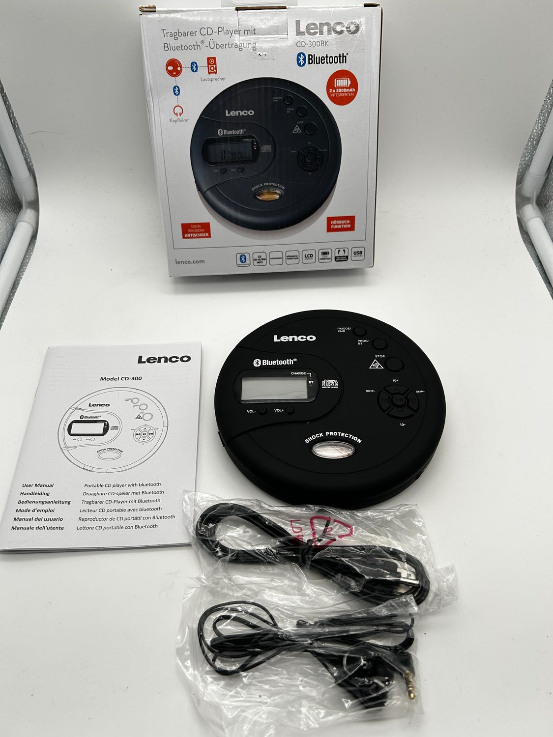 Lenco CD-300 – przenośny odtwarzacz CD/MP3 z Bluetooth, czarny