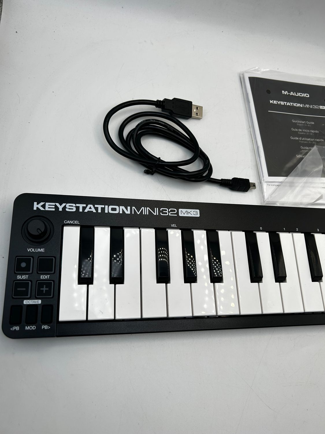 M-AUDIO Keystation Mini 32 MK3 ultraprzenośny mini kontroler klawiatur