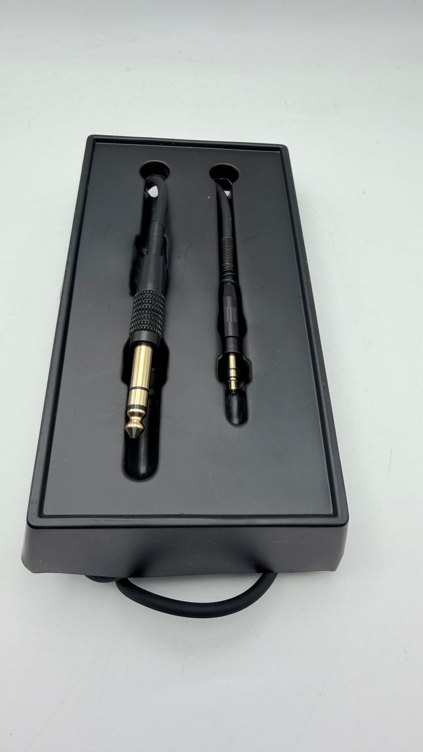 V-Moda Cable przedłużający CoilPro - Czarny
