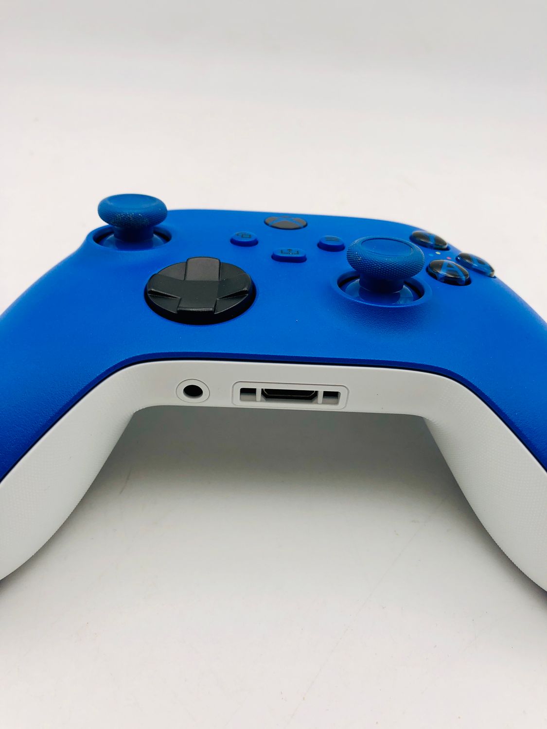 Bezprzewodowy kontroler Shock Blue
