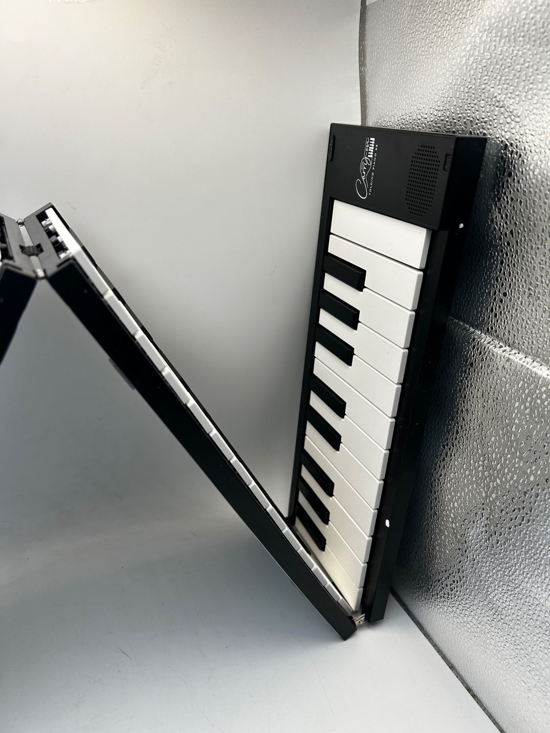 BLACKSTAR Carry-on 88 – czarny składany pianino z 89 klawiszami, czarn