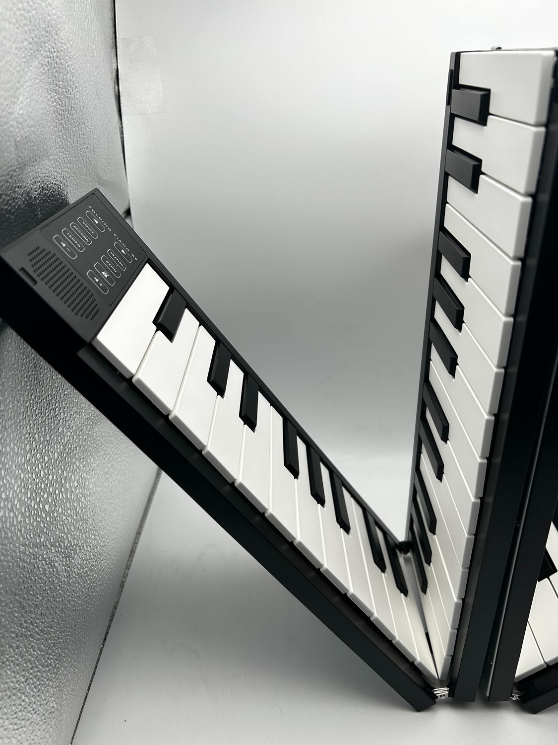 BLACKSTAR Carry-on 88 – czarny składany pianino z 89 klawiszami, czarn