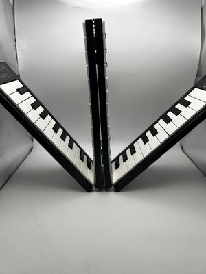 BLACKSTAR Carry-on 88 – czarny składany pianino z 89 klawiszami, czarn