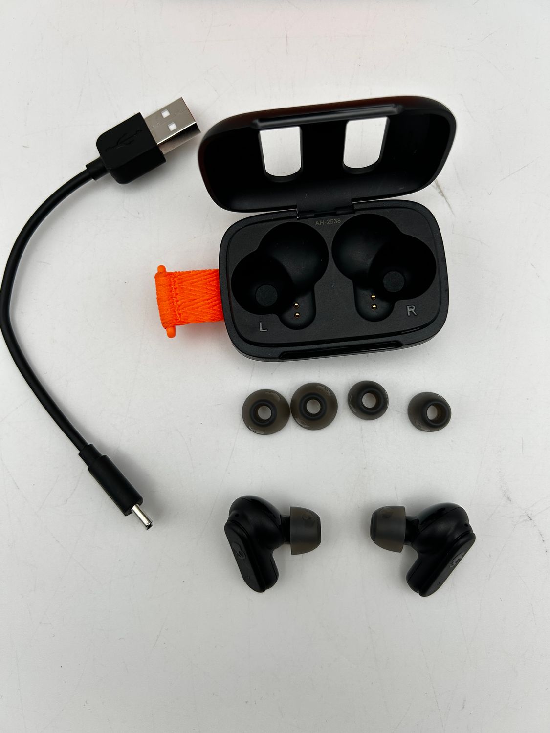 Bezprzewodowe słuchawki douszne Skullcandy Dime 3, słuchawki Bluetooth