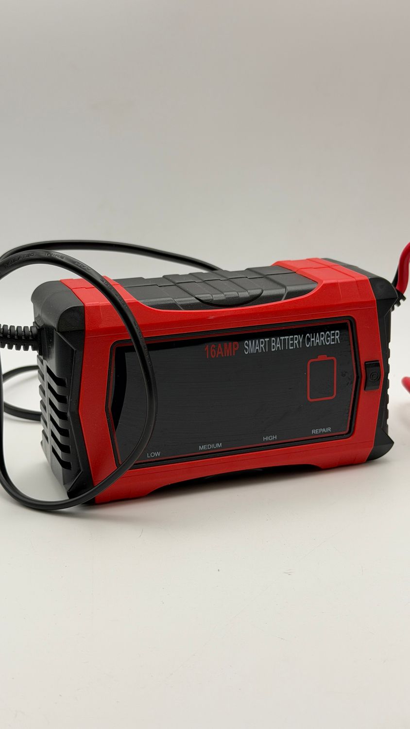 Ładowarka do akumulatora HTRC 16A 6V/12V/24V