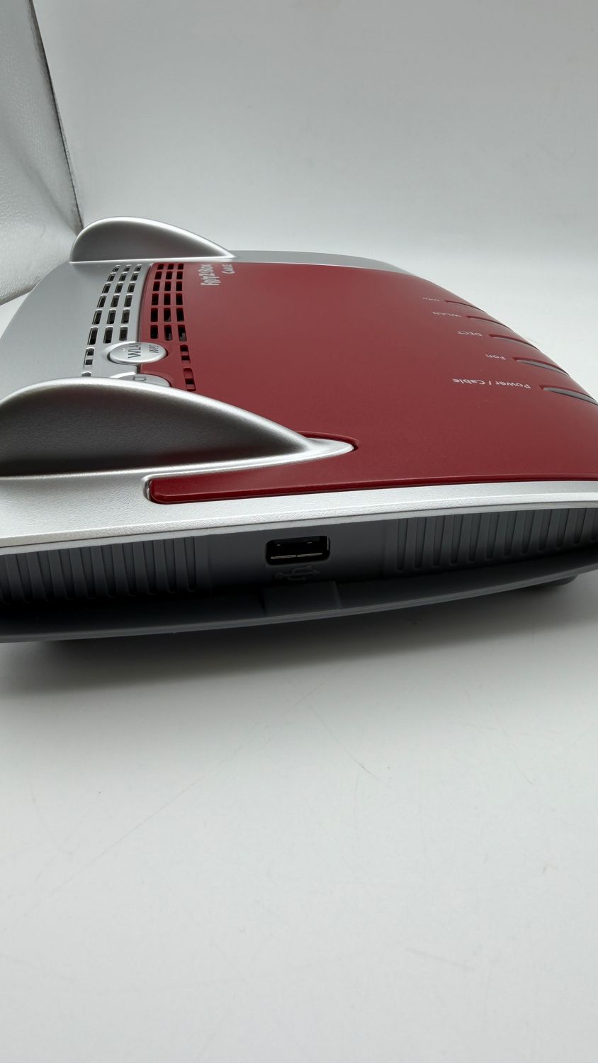 AVM FRITZ!Box 6490 Cable WLAN AC + N Router