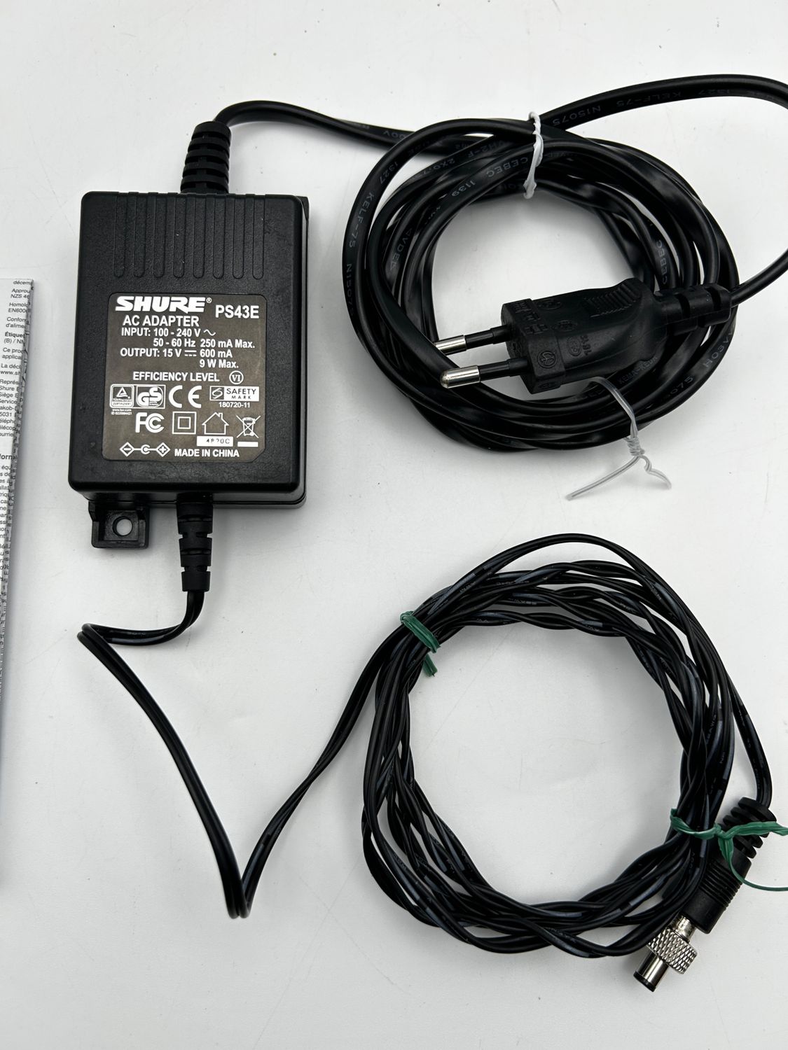 Zasilacz liniowy Shure PS43E 15V DC EU