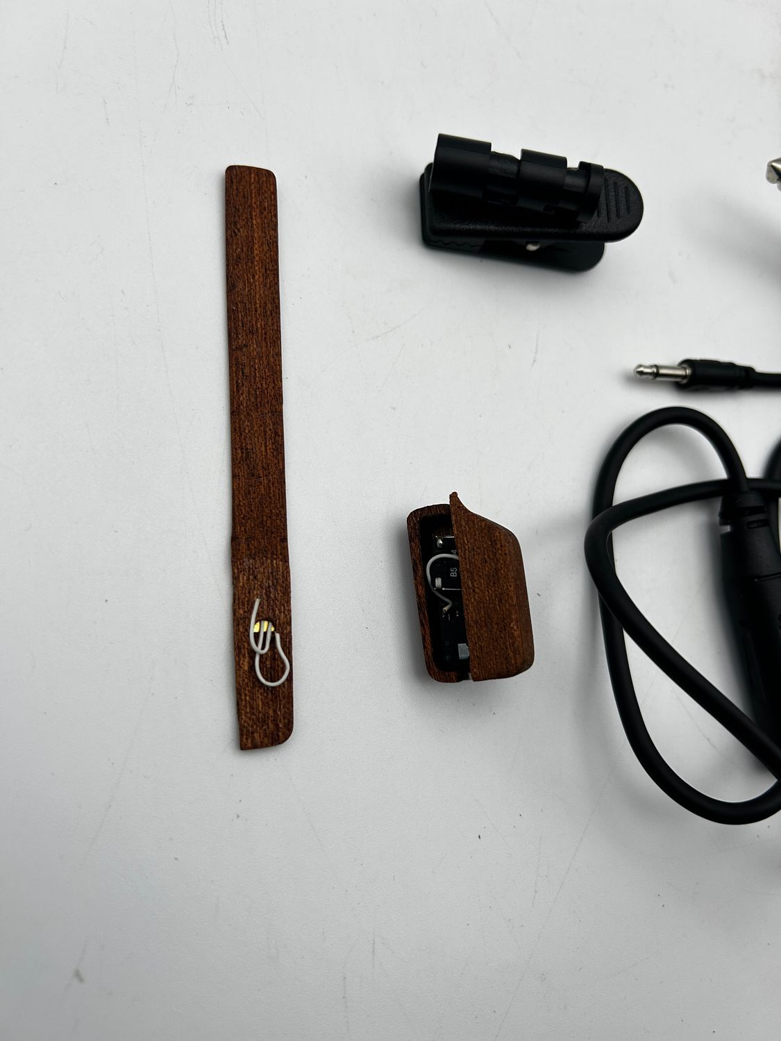 Przetwornik KNA Pickups do gitary akustycznej (NG-2)