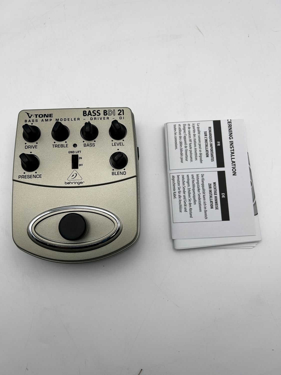 Behringer V-TONE BASS DRIVER DI BDI21 modeler wzmacniacza basowego