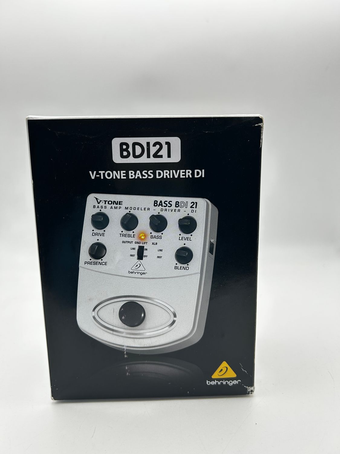 Behringer V-TONE BASS DRIVER DI BDI21 modeler wzmacniacza basowego