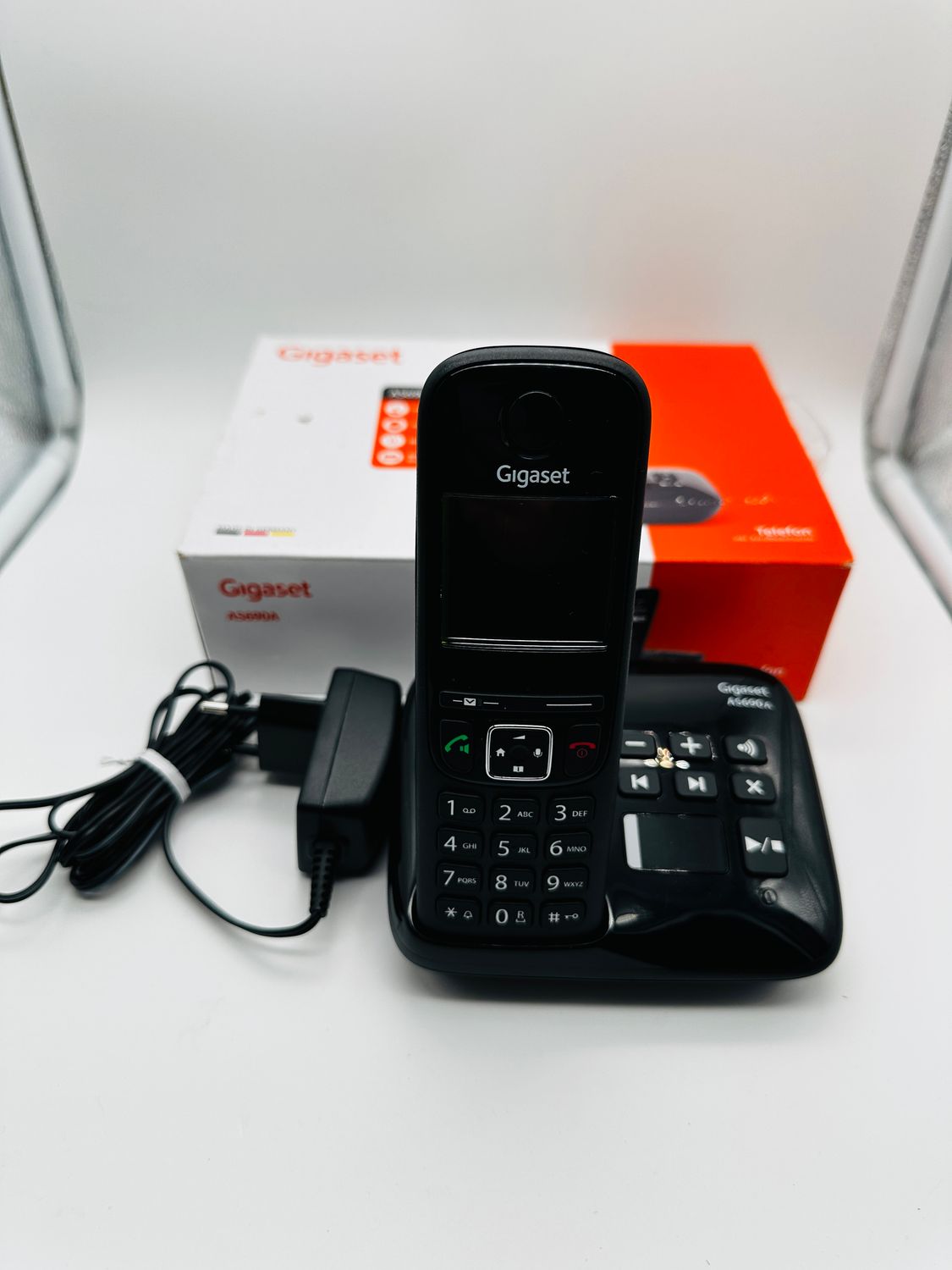 Gigaset AS690A – telefon bezprzewodowy DECT z automatyczną sekretarką