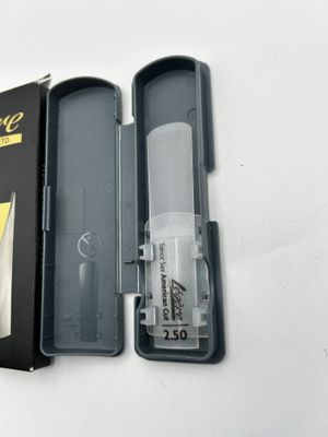 Légère Reeds - stroik do saksofonu tenorowego, American Cut, twardość
