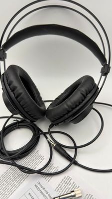 AKG K72 – studyjne słuchawki monitorowe zamknięte