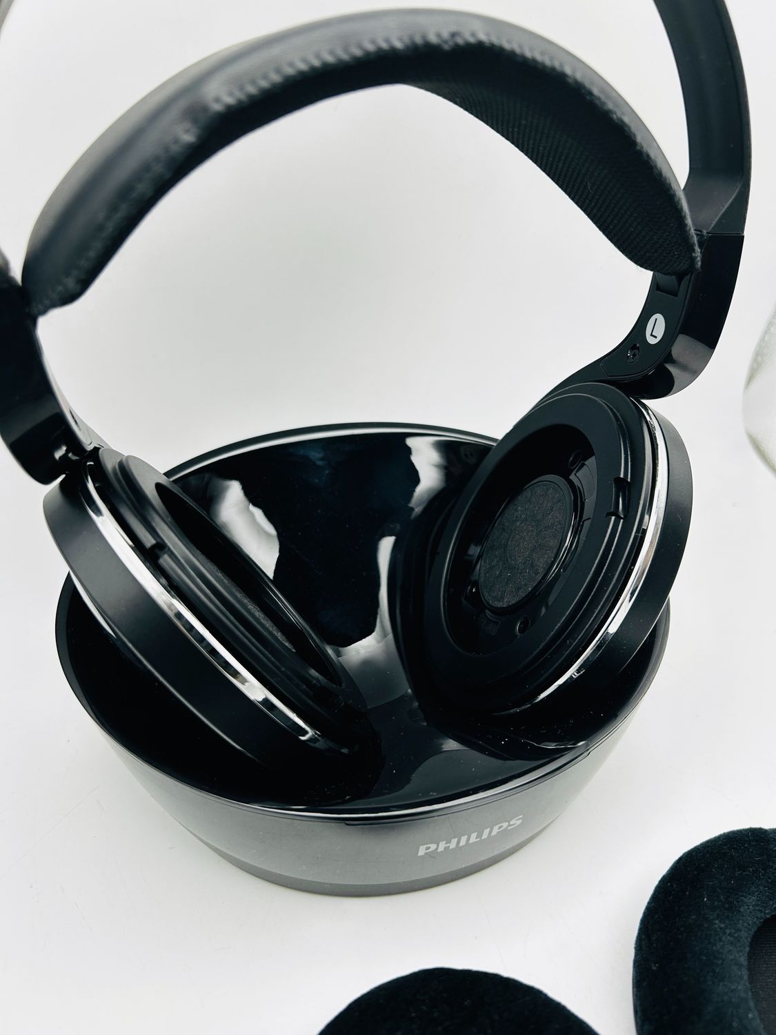 Philips SHD8850/12 - Słuchawki do telewizora z ładowarką