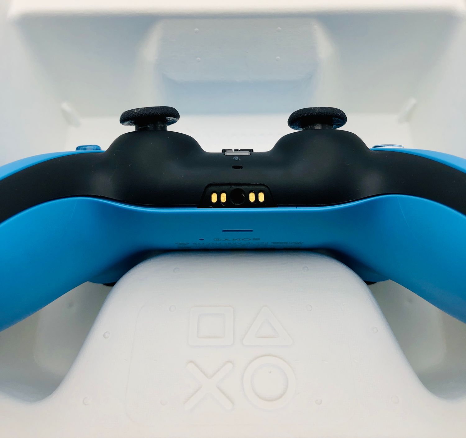 Bezprzewodowy kontroler DualSense – Starlight Blue