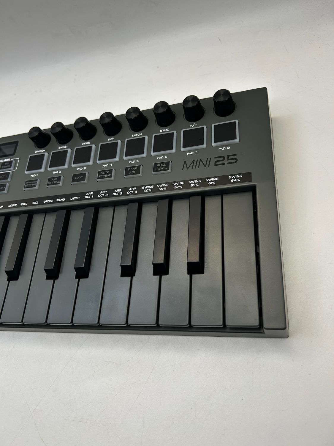 RockJam Go 25 Key USB &amp; Bluetooth MIDI Keyboard