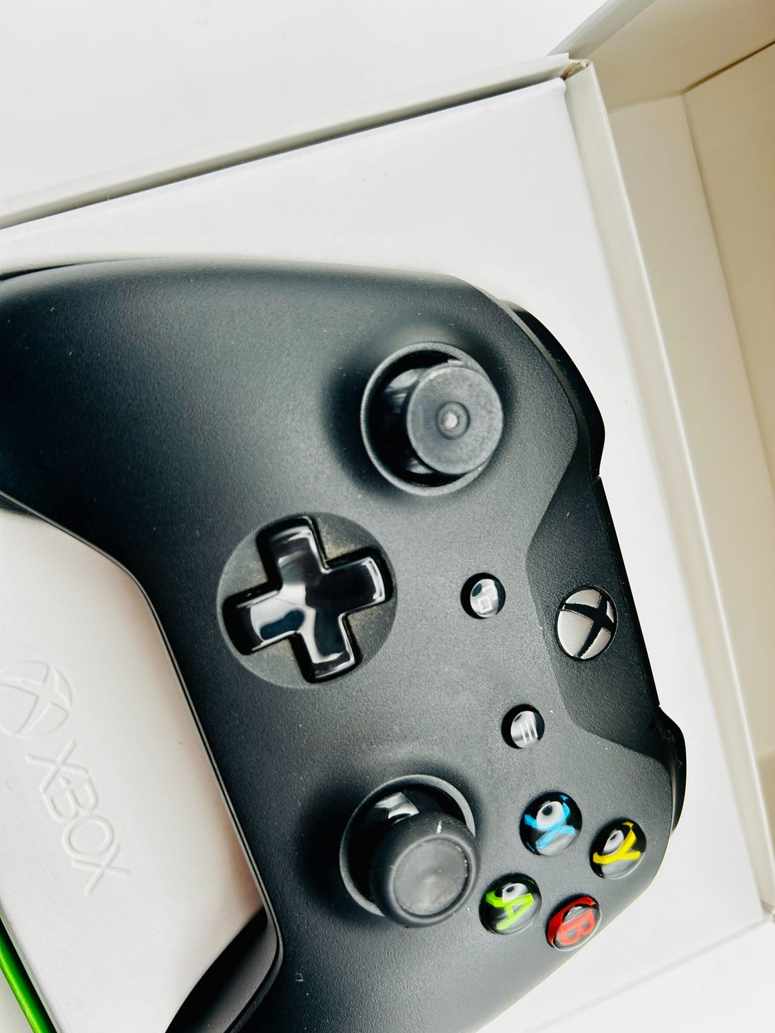 Bezprzewodowy kontroler Xbox – Carbon Black