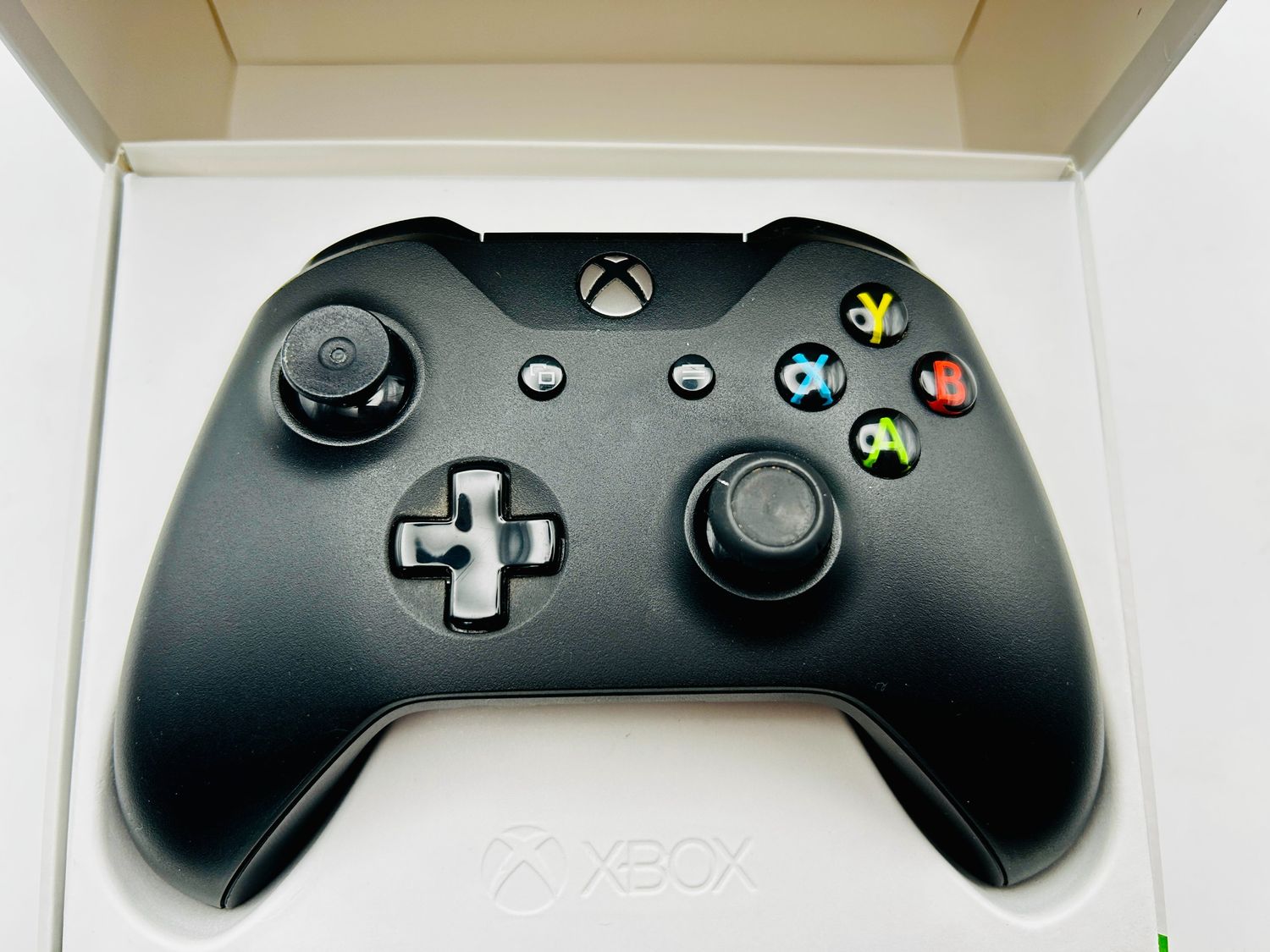 Bezprzewodowy kontroler Xbox – Carbon Black