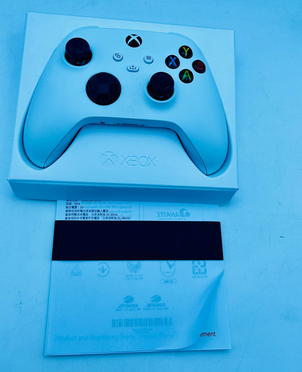 Bezprzewodowy kontroler Xbox – Robot White