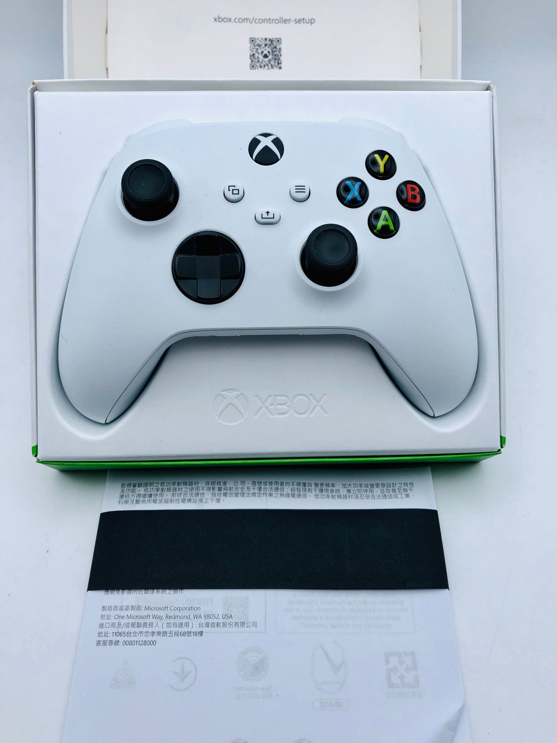 Bezprzewodowy kontroler Xbox – Robot White