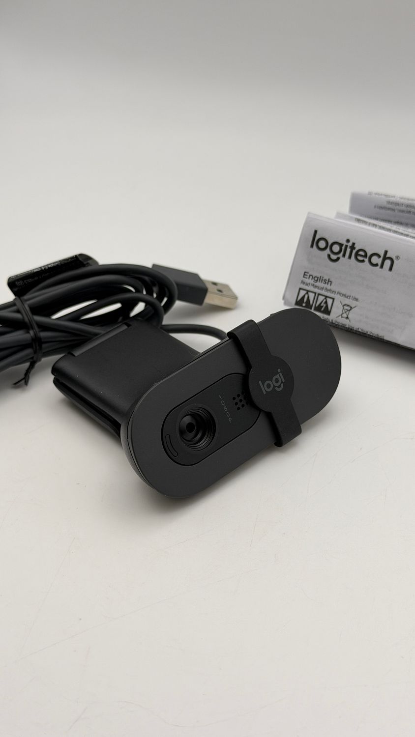 Kamera internetowa Logitech Brio 100 Full HD do spotkań/streamingu
