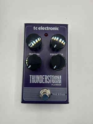 TC Electronic THUNDERSTORM FLANGER w stylu vintage z całkowicie analog
