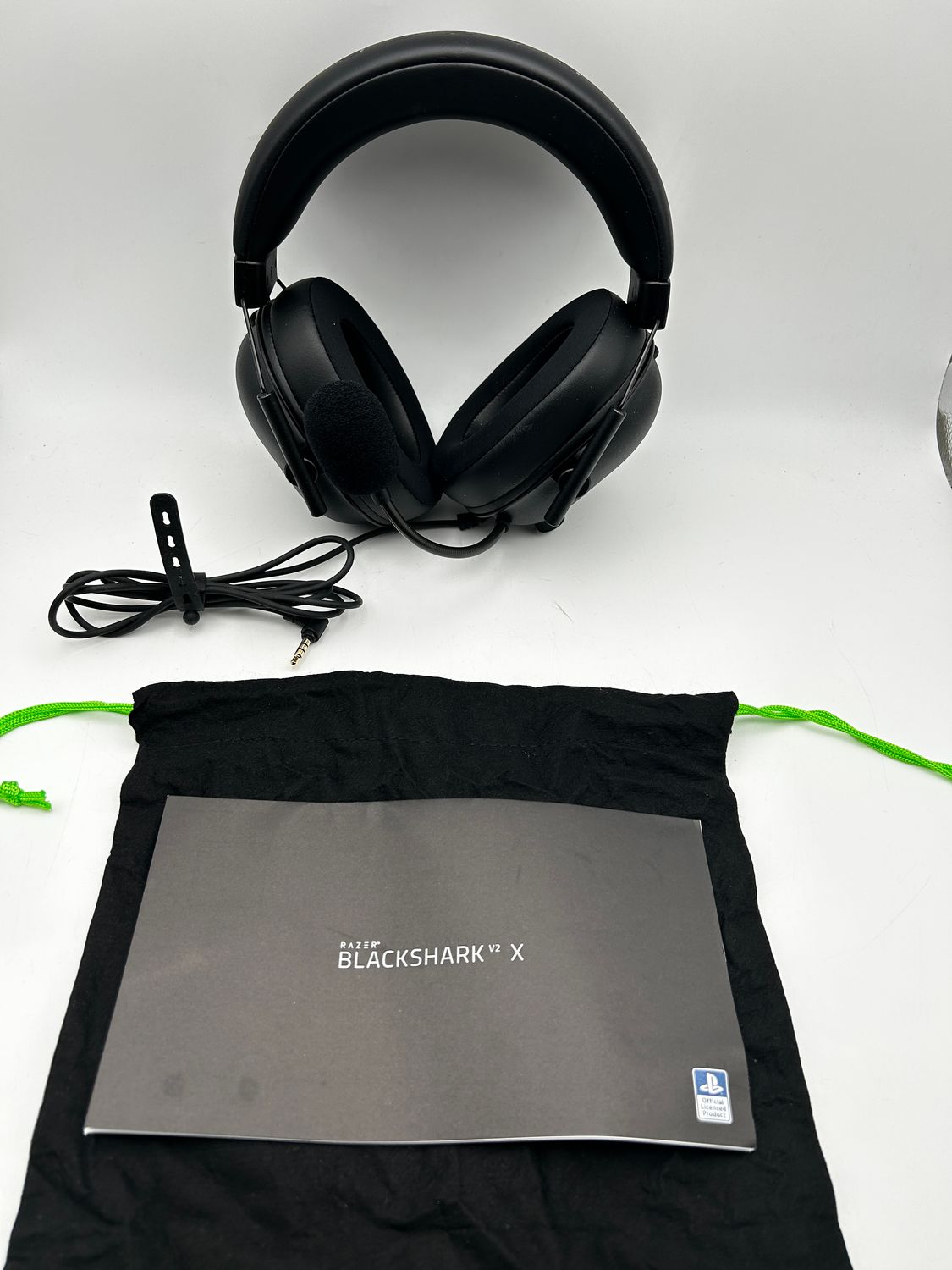 Razer Blackshark V2 X (PlayStation) – przewodowe słuchawki do e-sportu