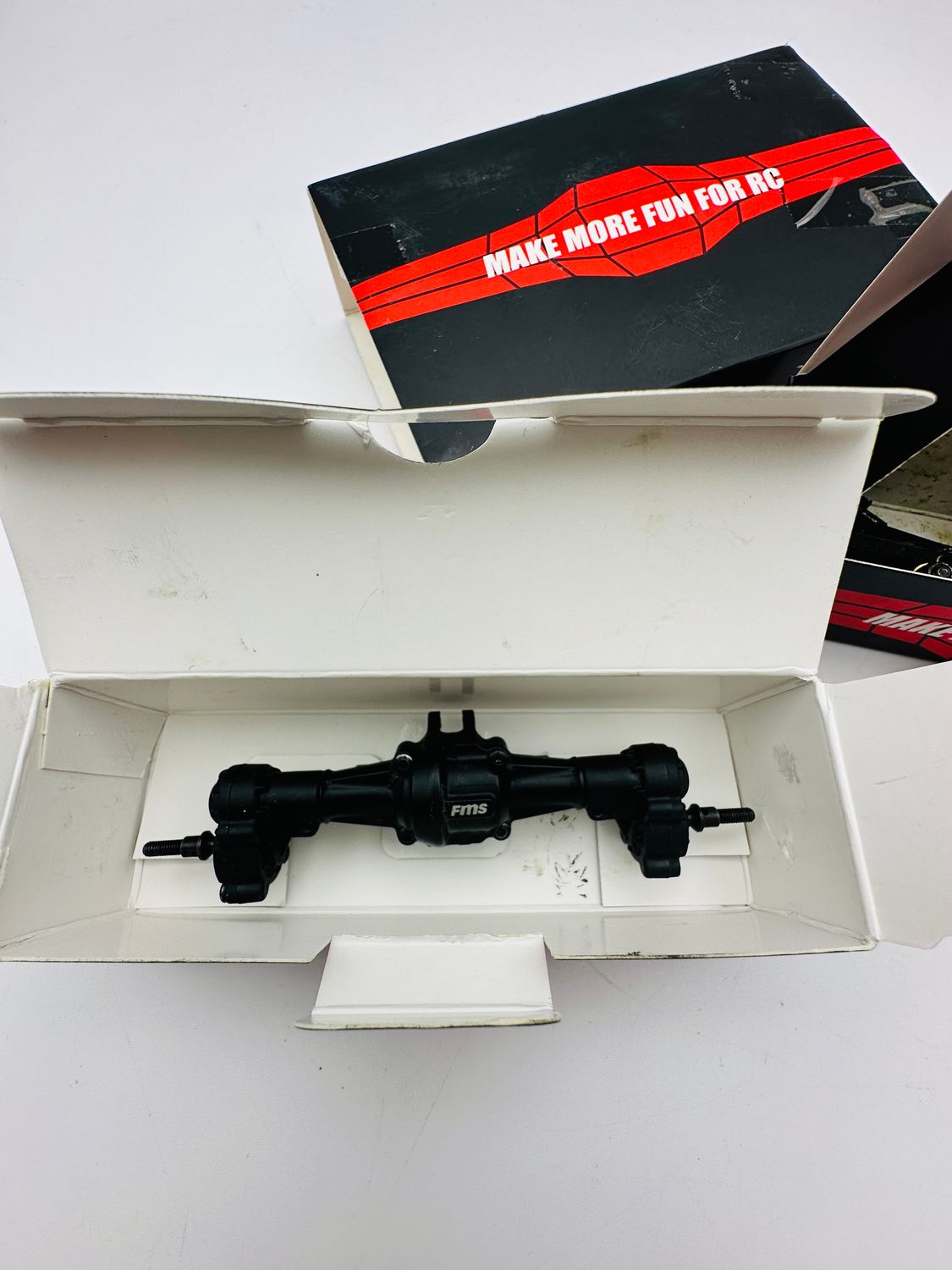 INJORA diamentowe osie +4 mm z Lay Down Servo Mount do TRX4M