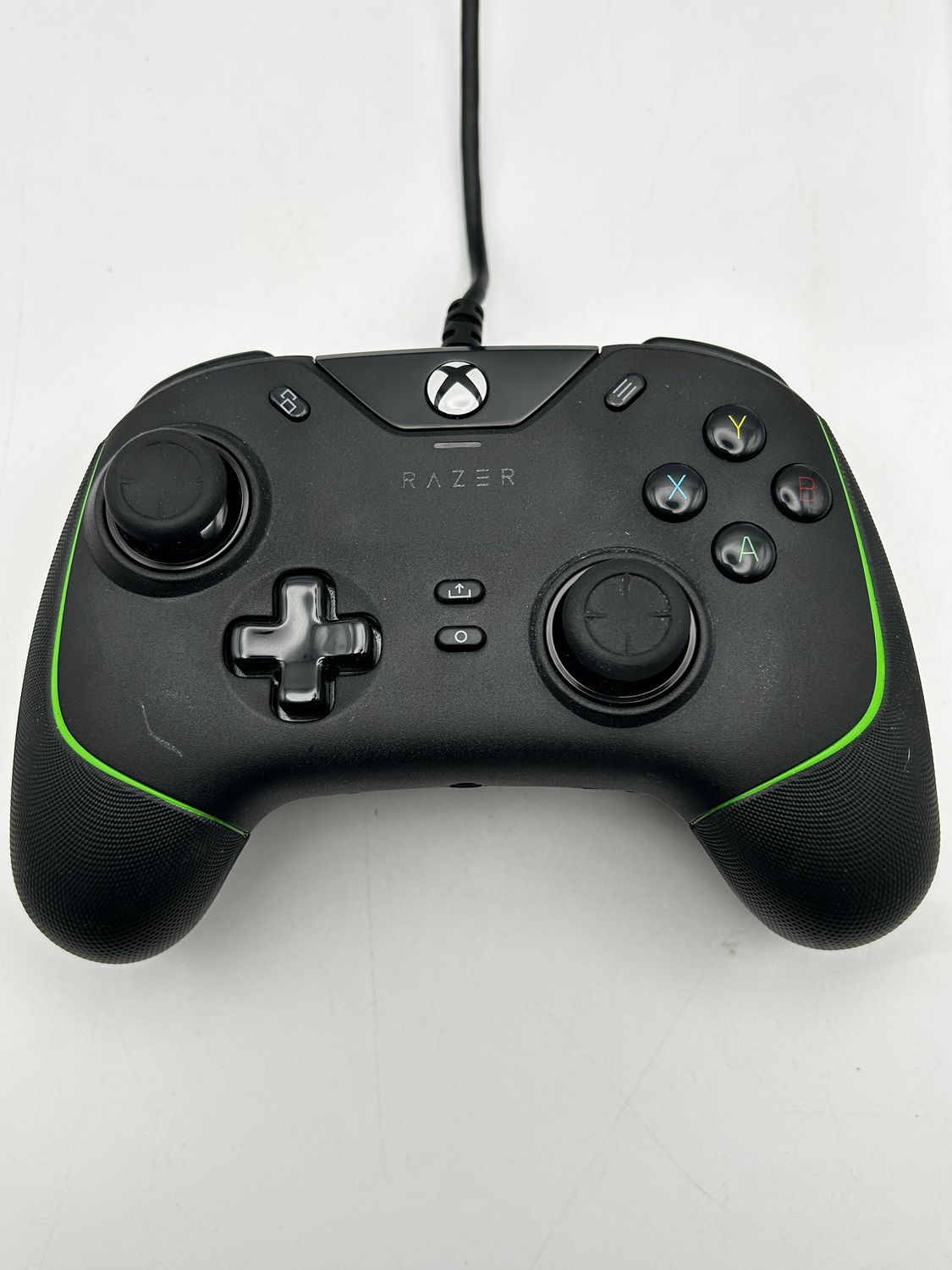 Razer Wolverine V2 Pro – bezprzewodowy kontroler do gier