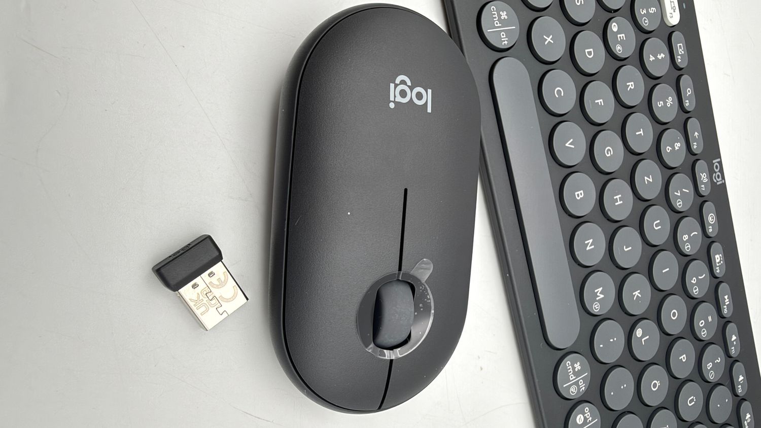 Logitech Pebble 2 Combo, bezprzewodowa klawiatura i mysz grafitowa