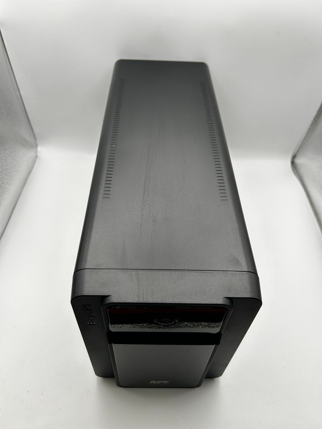 APC Easy UPS BVX BVX1200LI-GR — zasilacz awaryjny UPS