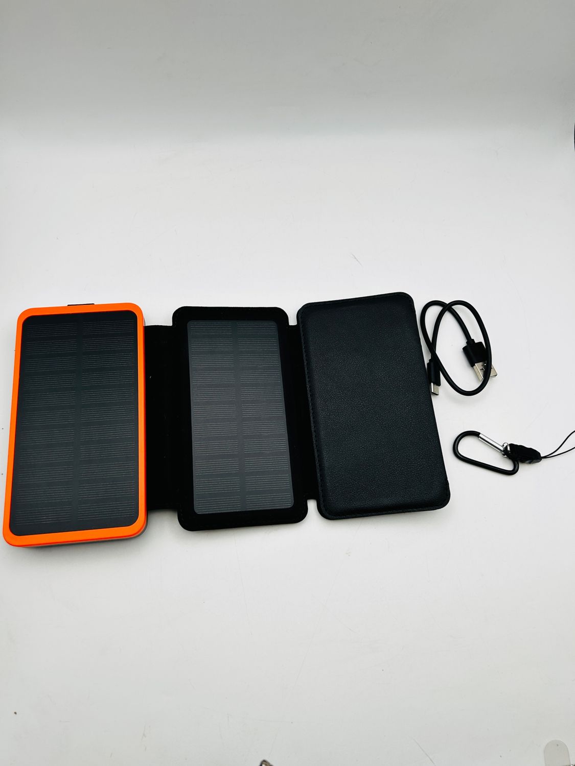 Ładowarka solarna 20000 mAh – powerbank solarny z szybkim ładowaniem 22,5 W
