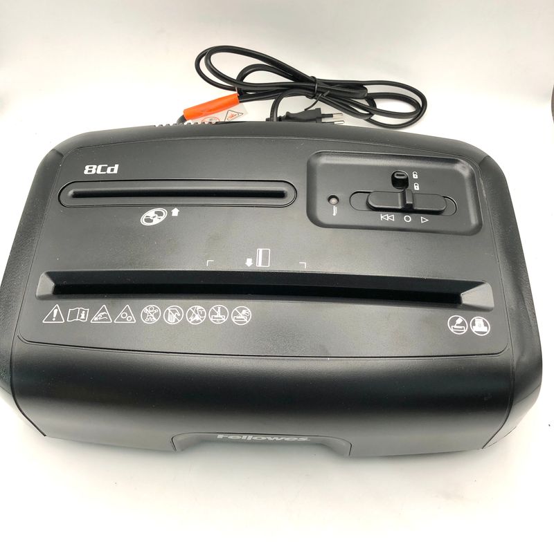 Fellowes Powershred 8Cd – niszczarka do dokumentów 8 arkuszy, cięcie na ścinki P-4