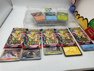 Pokémon: Kolekcja z przypinką Deluxe „Towarzysze przygód”