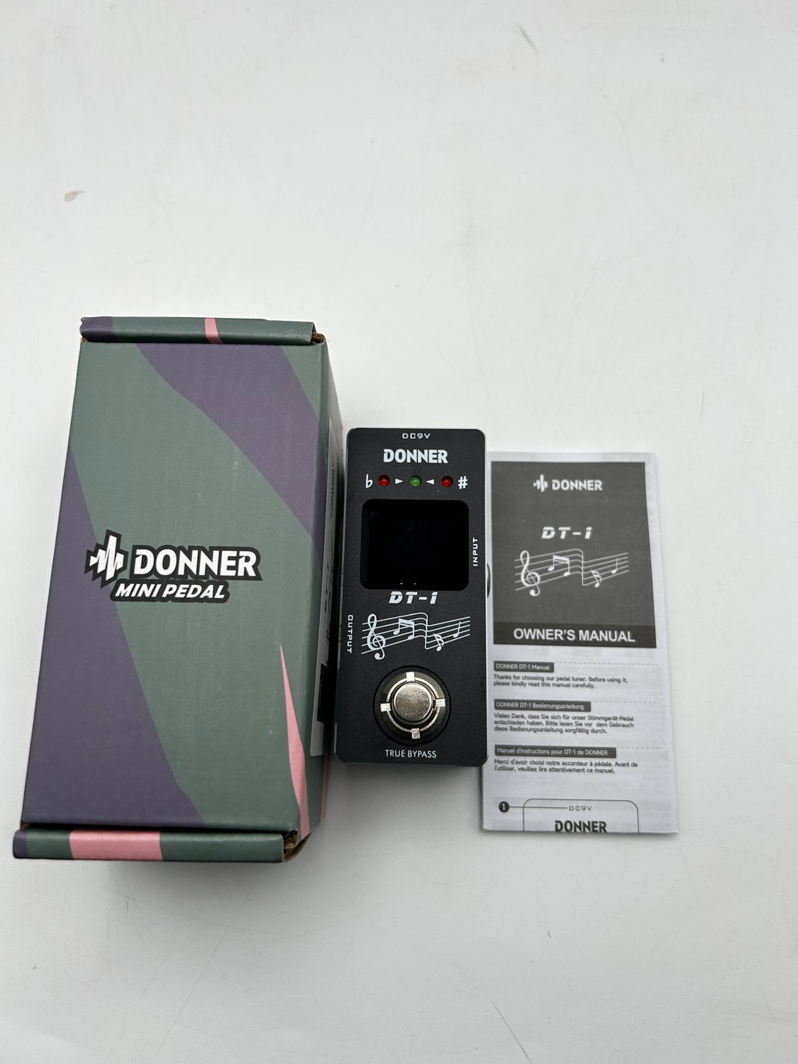 Donner DT-1 chromatyczny tuner pedałowy do gitary i basu z True Bypass