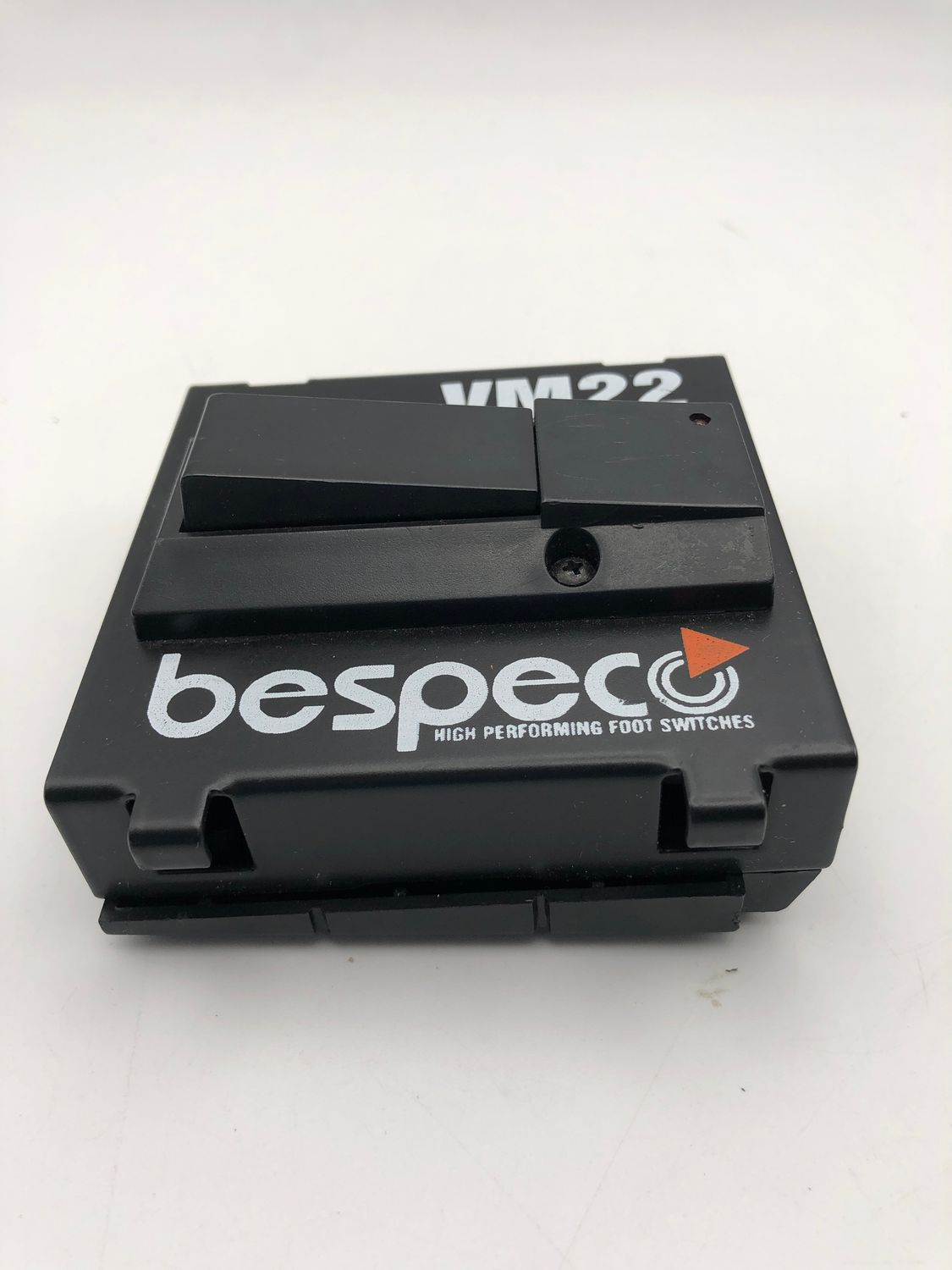 bespeco VM22 - pedał ON/OFF z blokadą