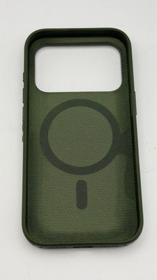 Apple etui MagSafe z tkaniny TechWoven do iPhone’a 17 Pro