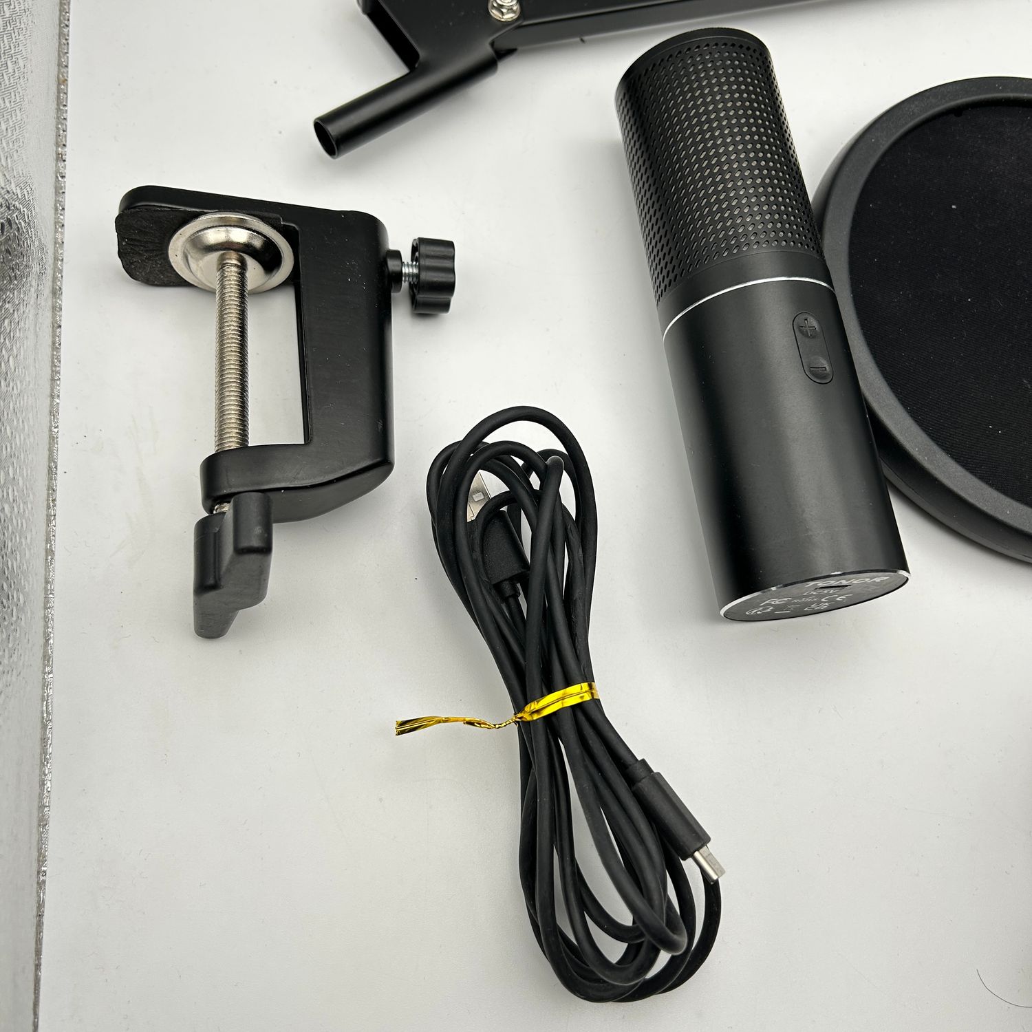 TONOR RGB Micro PC Q9S USB Mikrofon Kondensator do Streamingu i Podcastów.
