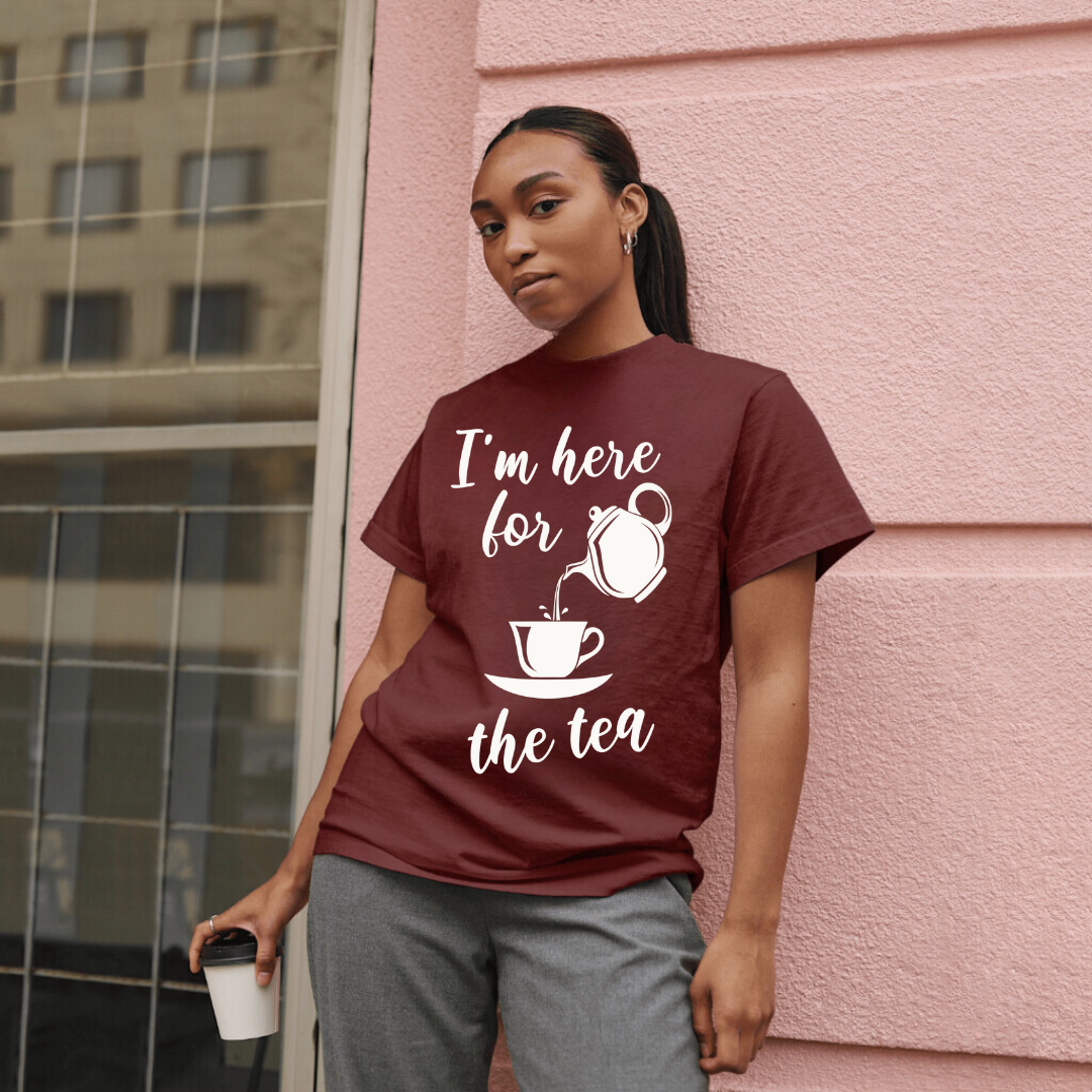 SIP AND SPILL GOSSIP TEE