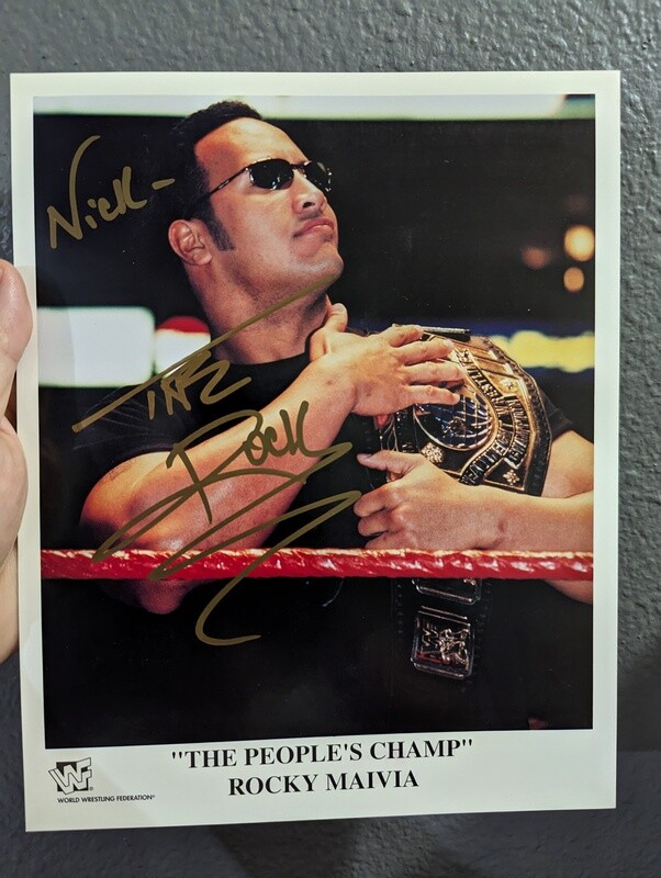 WWE THE ROCK SIGNED THE PEOPLE'S EYEBROW 8X10 PHOTO