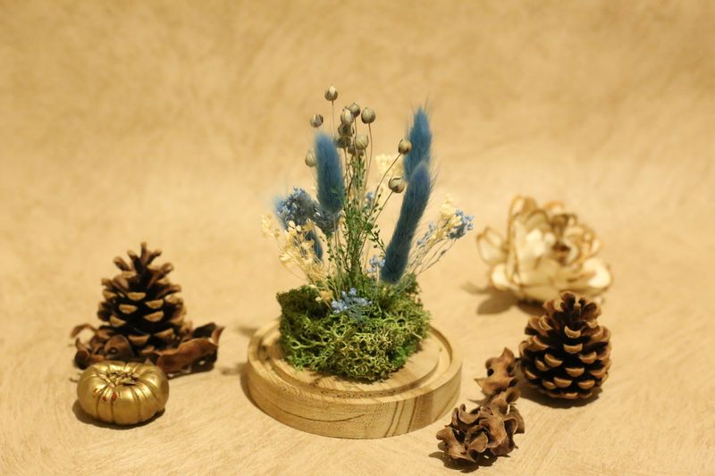 Petite cloche de fleurs séchées bleu