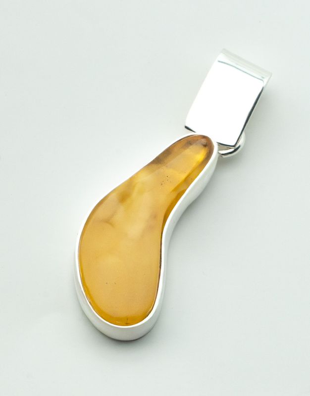 Bernstein Anhänger mit Silber 925