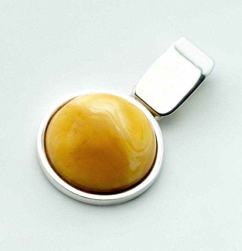 Bernstein Anhänger mit Silber 925