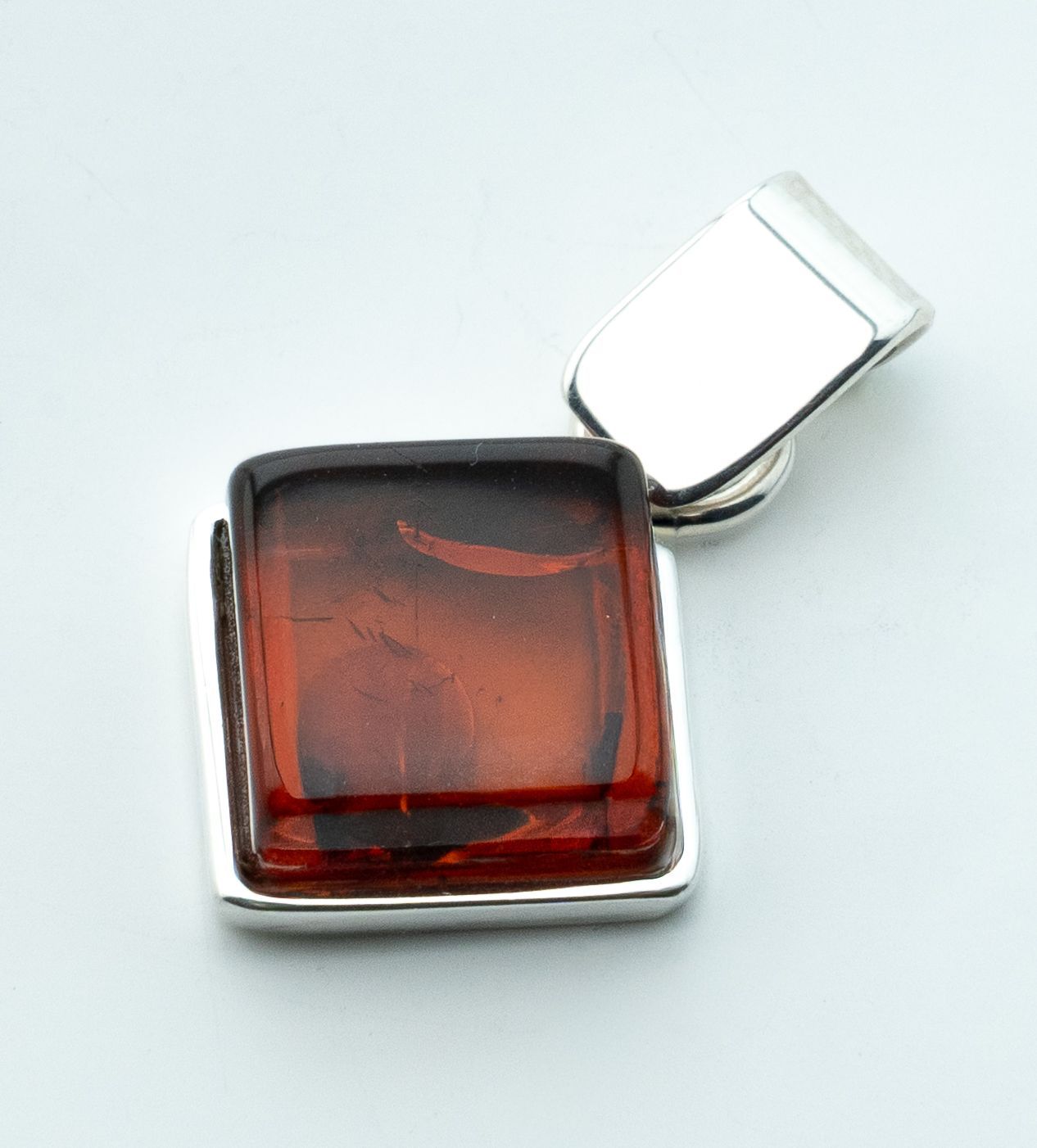Bernstein Anhänger mit Silber 925